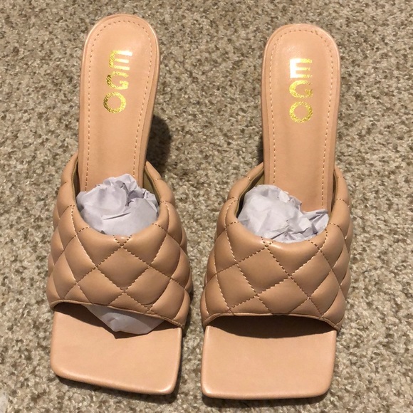 Ego Tropez Heels - Picture 1 of 3